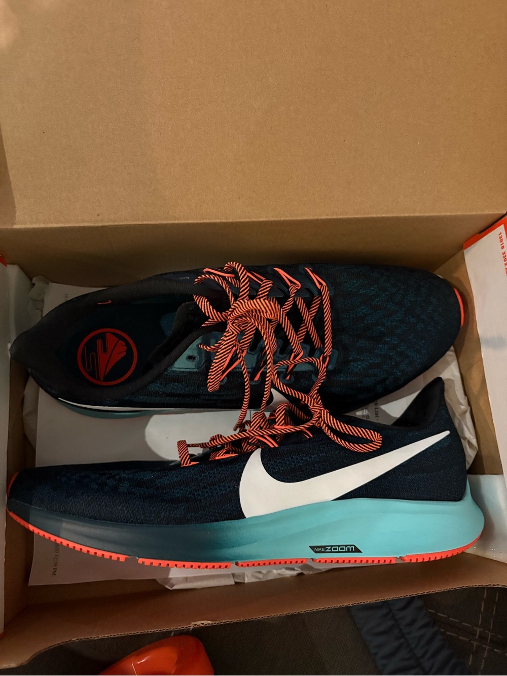NIKE Air Zoom Pegasus
